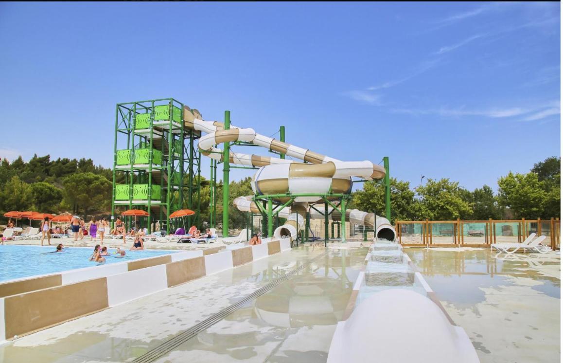 Mobil-Home 6 Personnes - Camping La Falaise 4* / Piscine / Club Enfants / Spa / Restaurant / Animations Narbonne Eksteriør billede